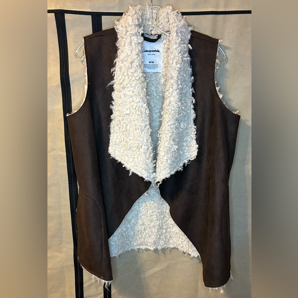 Aeropostale Women's M Faux Suede Sherpa‎ Lining Brown Vest Draped Open Front